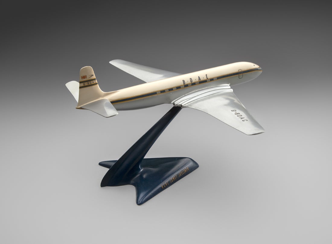 BOAC (British Overseas Airways Corporation) de Havilland DH-106 Comet 1 model aircraft  early 1950s