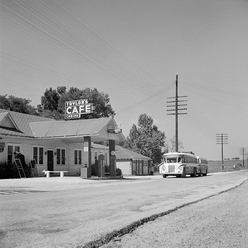 Rest stop between Louisville and Nashville  1943