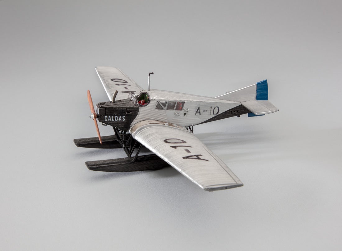 SCADTA (Sociedad Colombo Alemana de Transporte Aéreo) Junkers F.13 airliner model aircraft  2002