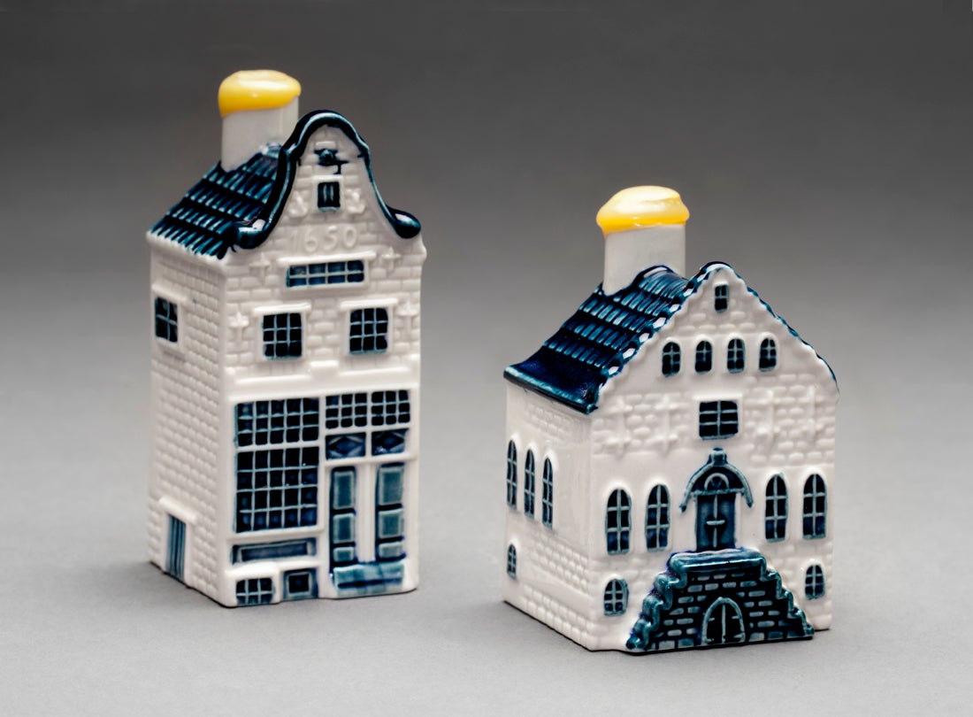 KLM Royal Dutch Airlines (Koninklijke Luchtvaart Maatschappij) Bols gin Delftware containers  1980s