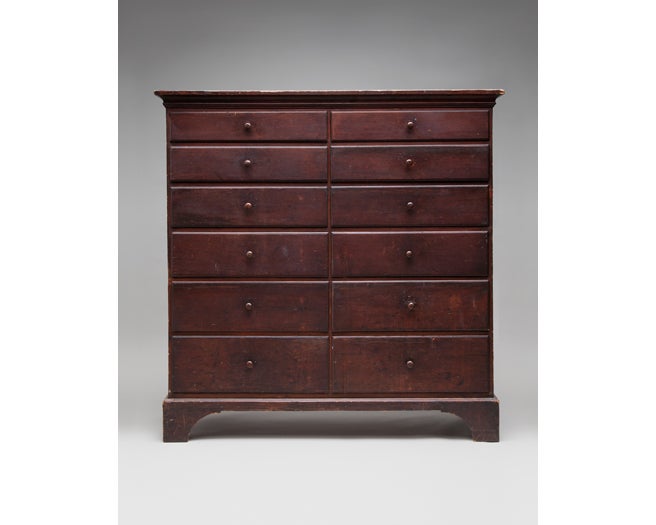 Six-drawer chest 