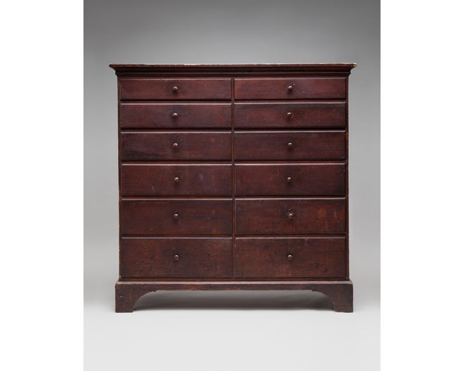 Six-drawer chest 