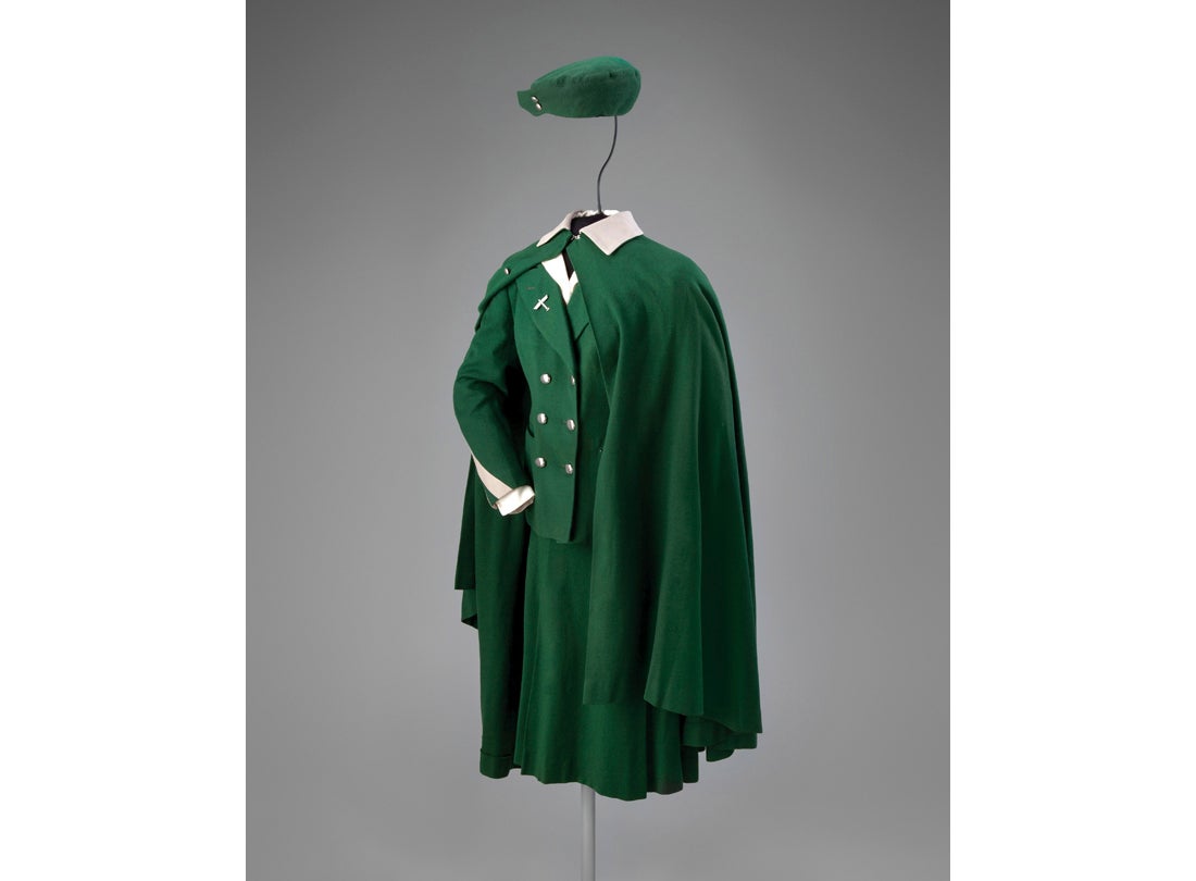 Boeing Air Transport (United Air Lines) stewardess uniform with cape (reproduction)  1930–1932