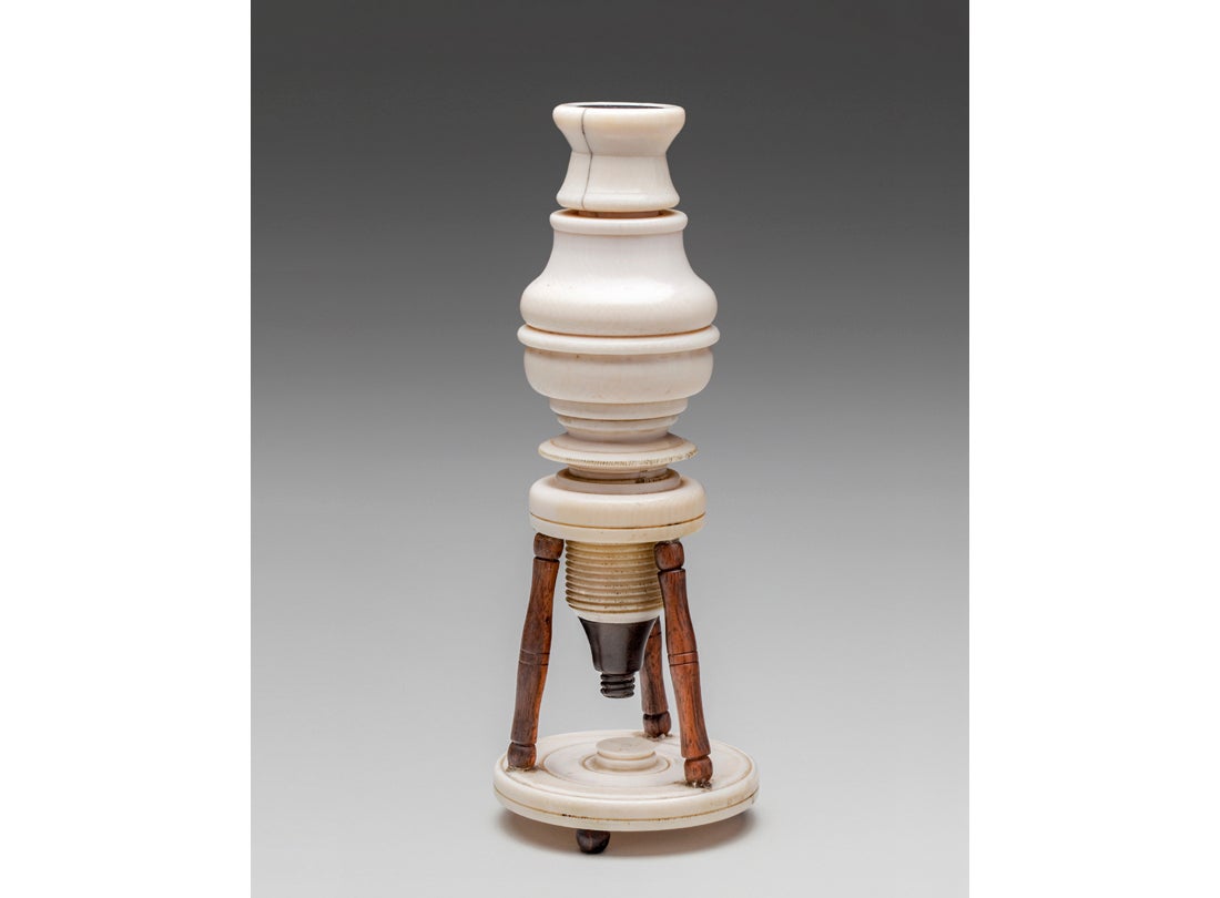 Tripod microscope c. 1660