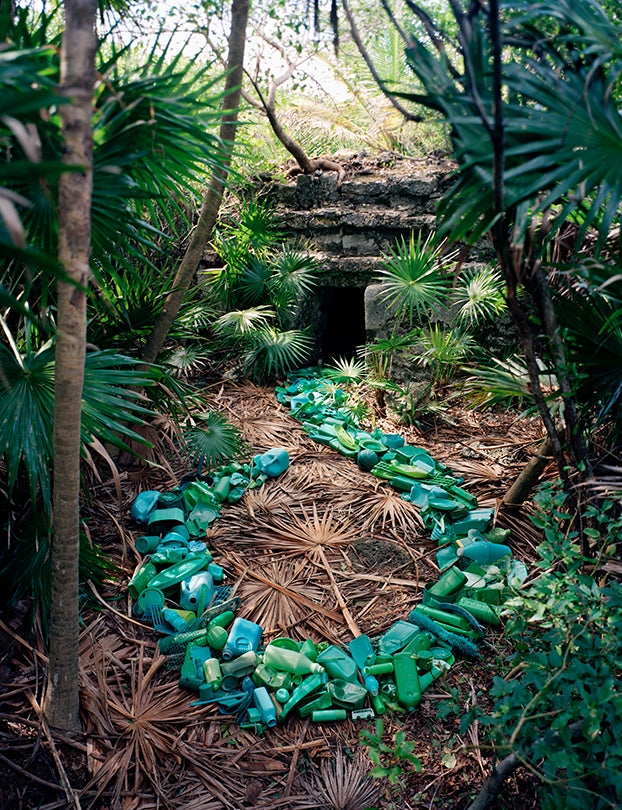 Viento de Jade (Jade Wind)  2011 by Alejandro Durán (b. 1974)