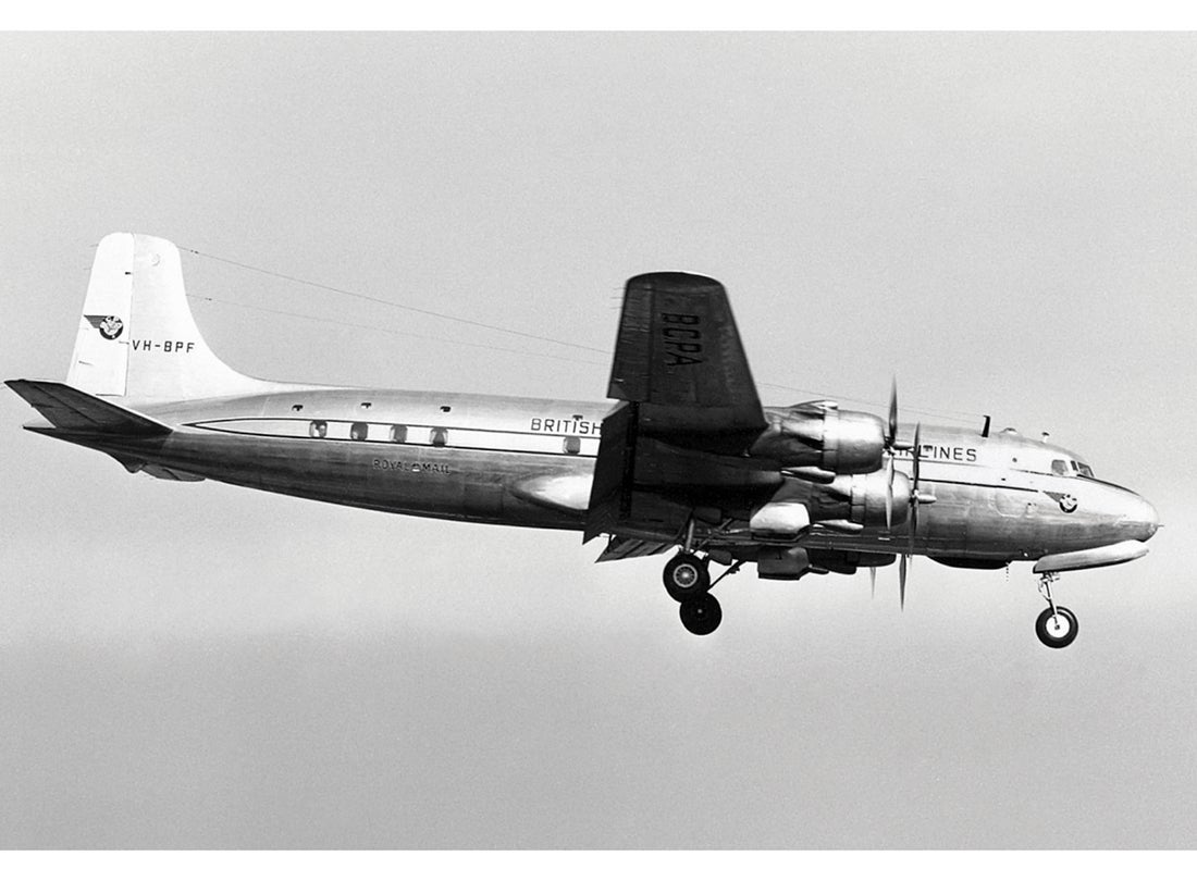 British Commonwealth Pacific Airways (BCPA) Douglas DC-6 R.M.A. Endeavor on approach to San Francisco