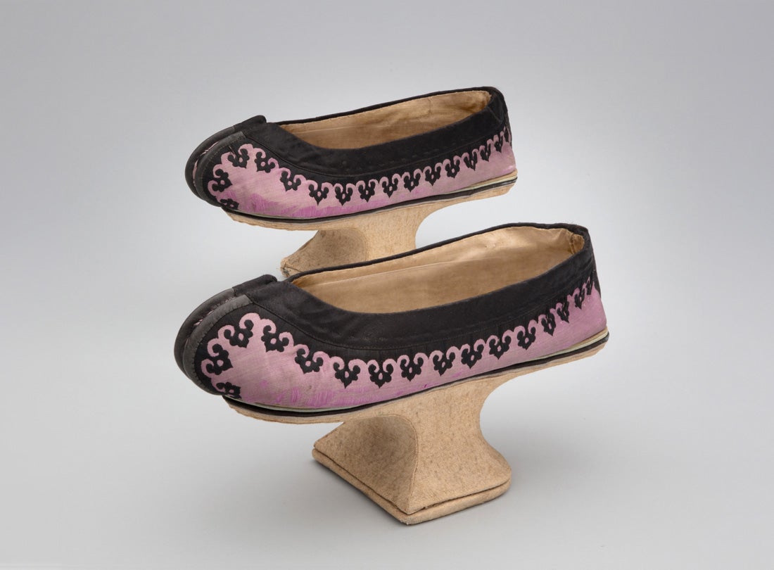 Manchu platform shoes  late 19th–early 20th century