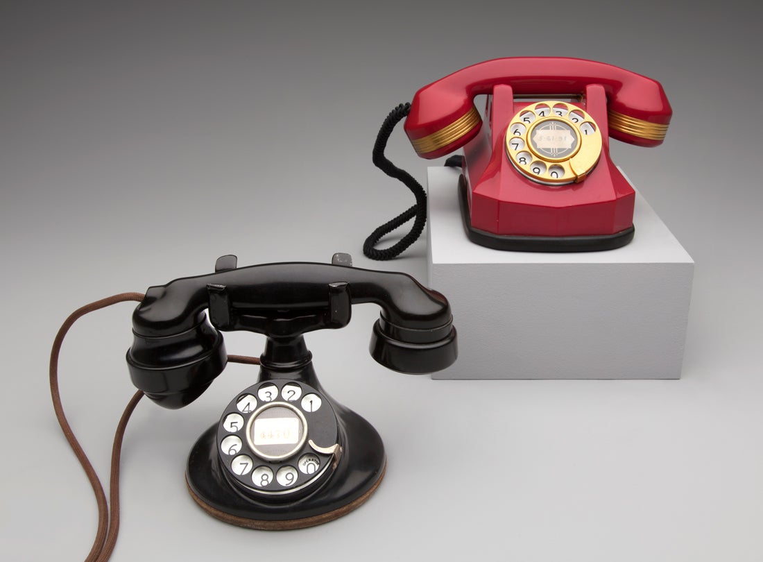Desk phone, model 102  c. 1920s