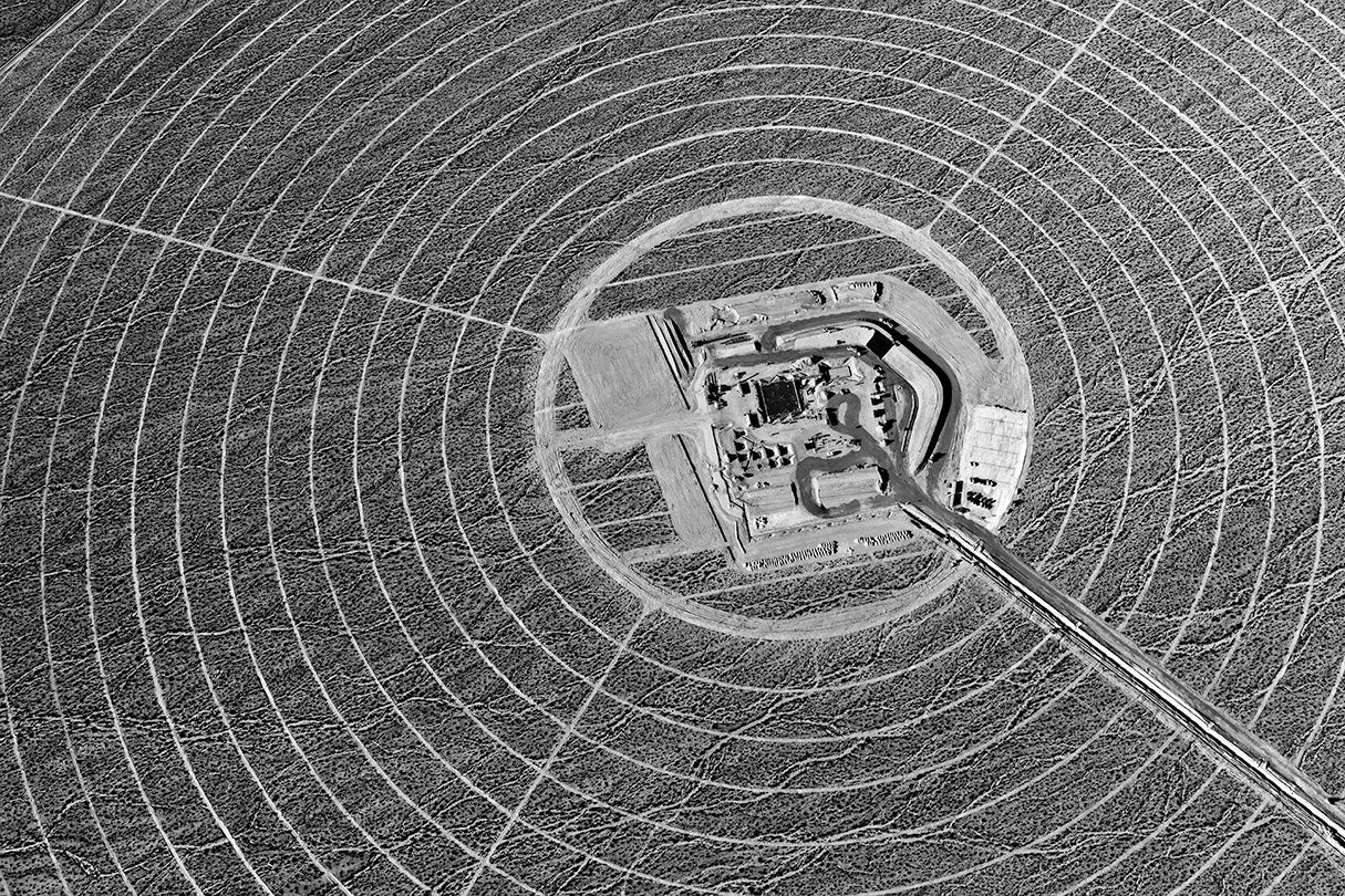 #1548, concentric circles of service roads around construction of unit 1 power block  2011