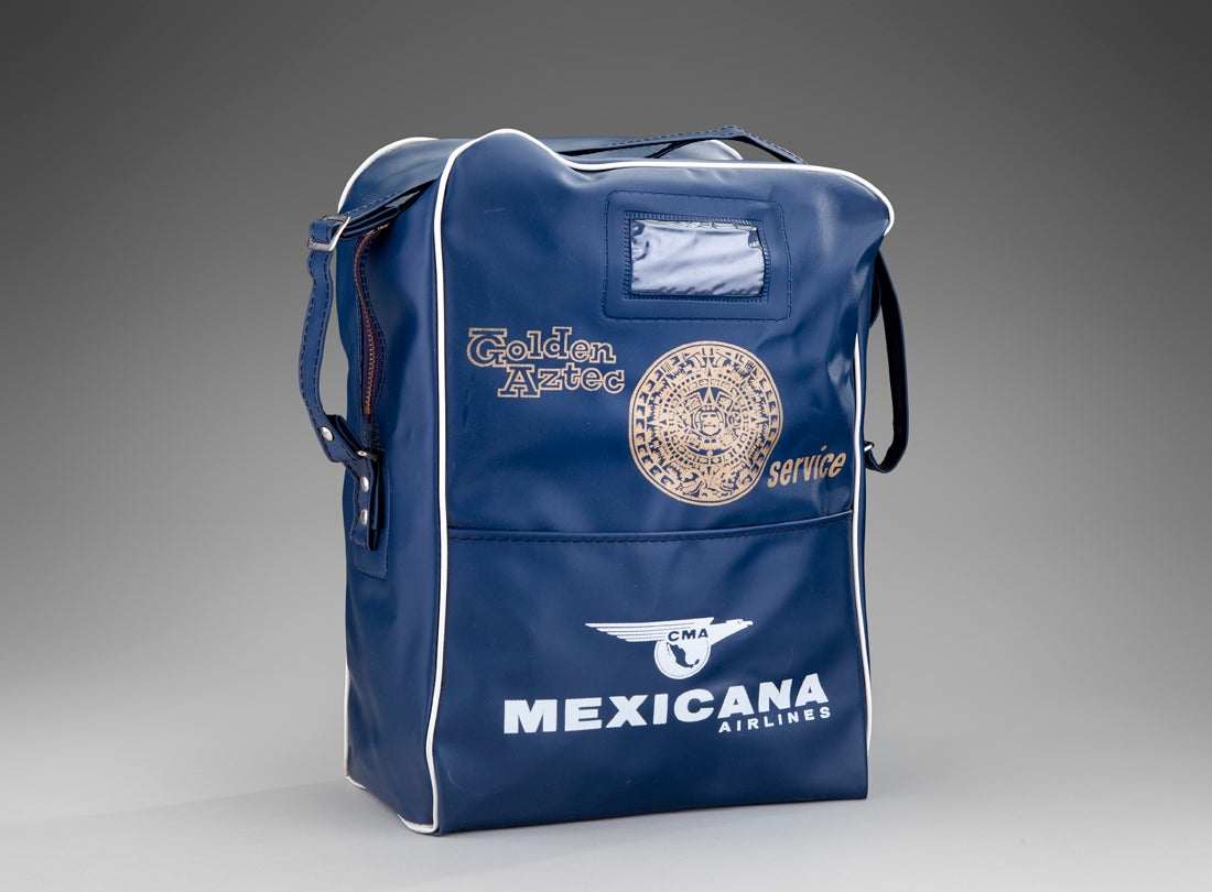 Mexicana Airlines de Havilland Comet 4C “Golden Aztec” flight bag  early 1960s