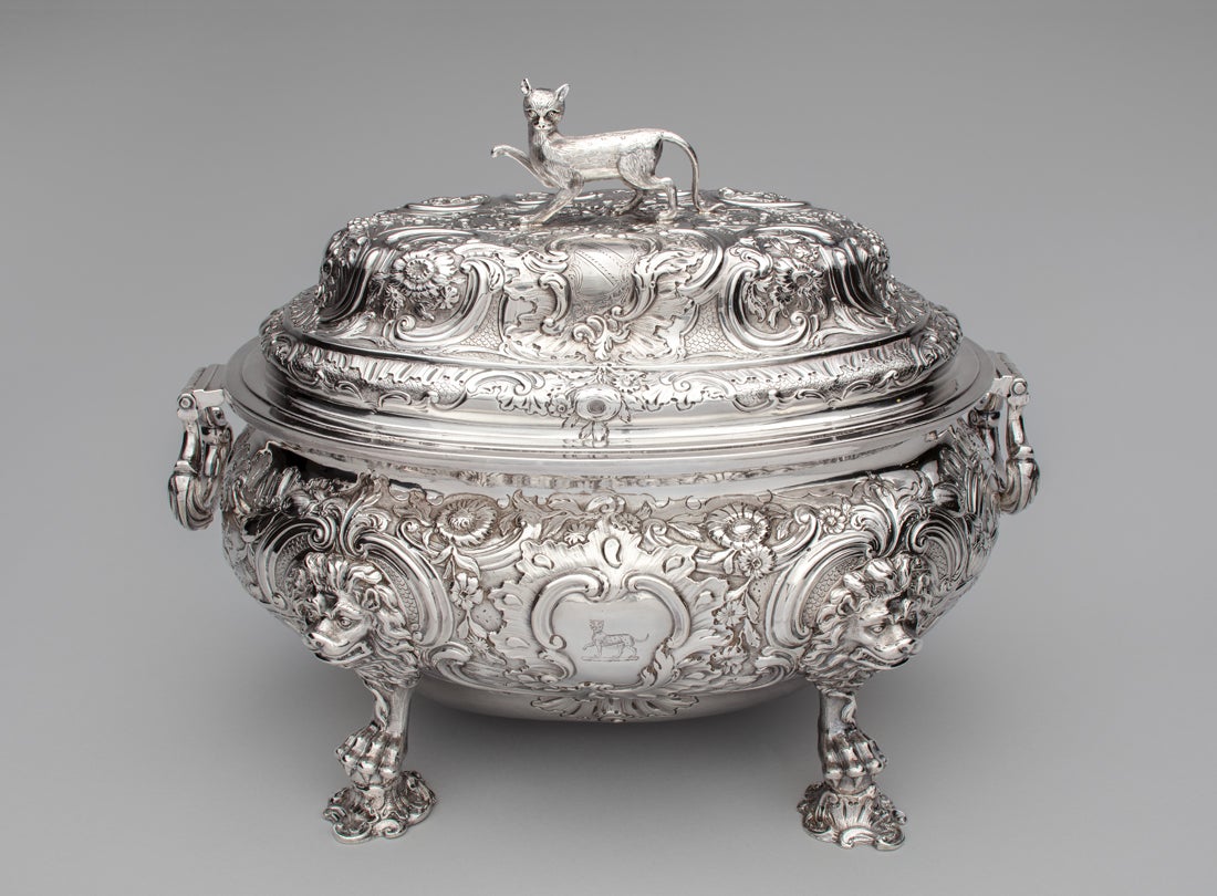 Soup tureen with cat handle on lid  c. 1747