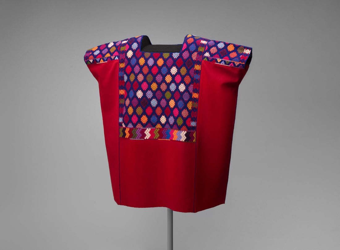 Blusa Maya [contemporary blouse]  2013