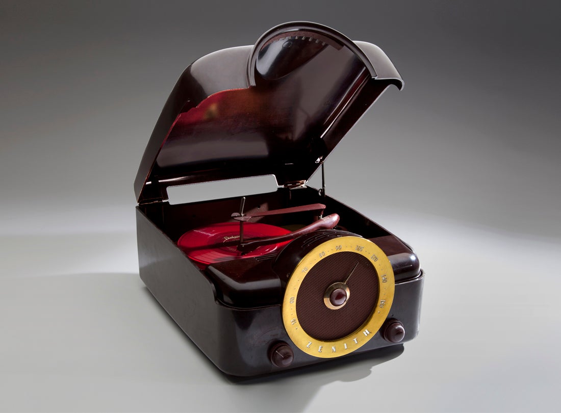 Cobra-matic record player and radio 1950