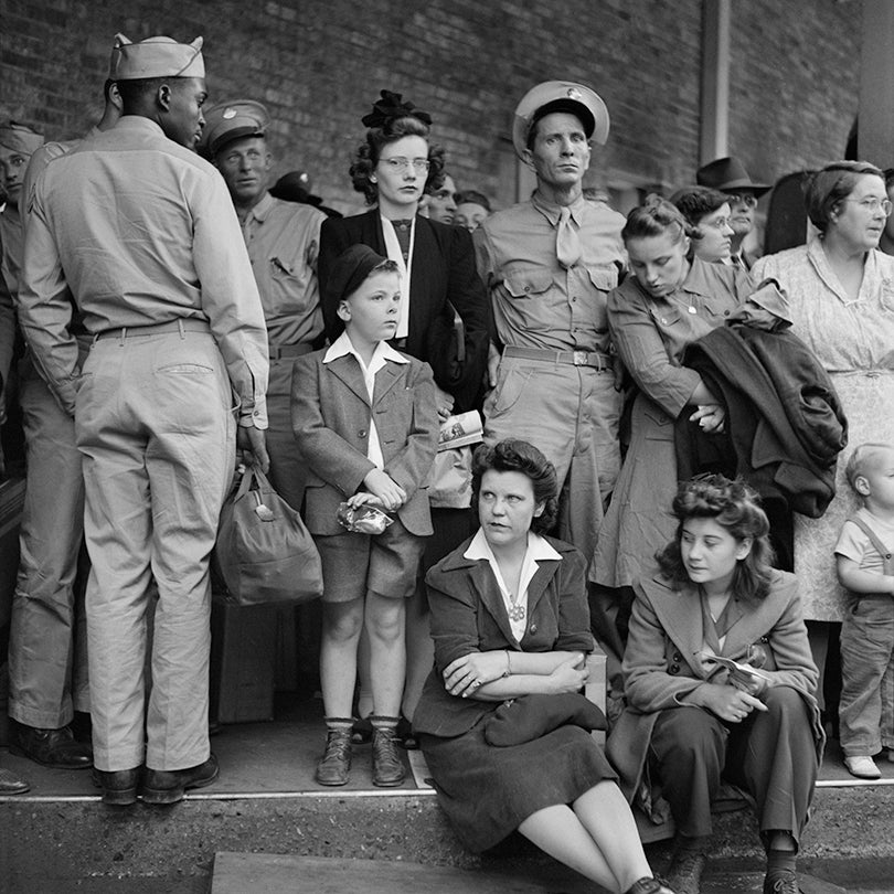 Passengers waiting for the bus at the Memphis terminal  1943