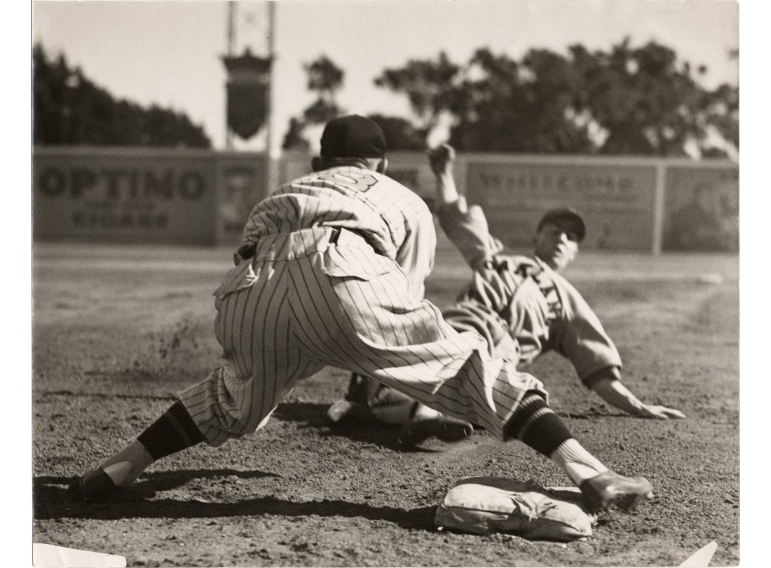 Seals players training in a sliding pit