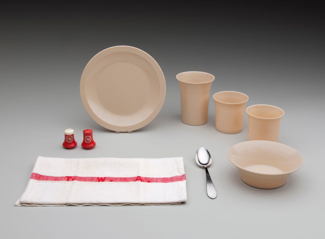 TWA (Transcontinental & Western Air) meal service set  late 1930s–40s