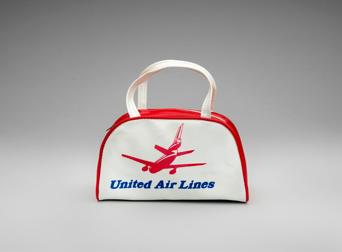 United Air Lines McDonnell Douglas DC-10 miniature flight bag  1970s