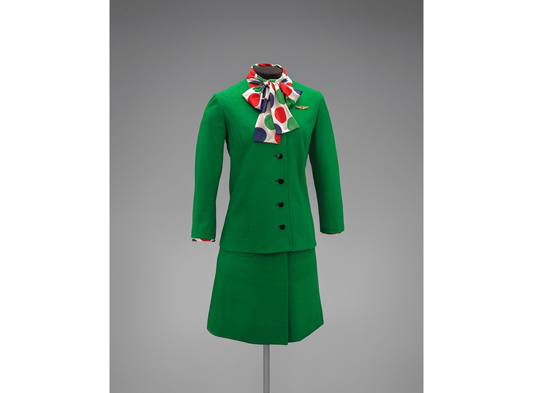 United Airlines flight attendant uniform  1973–1976
