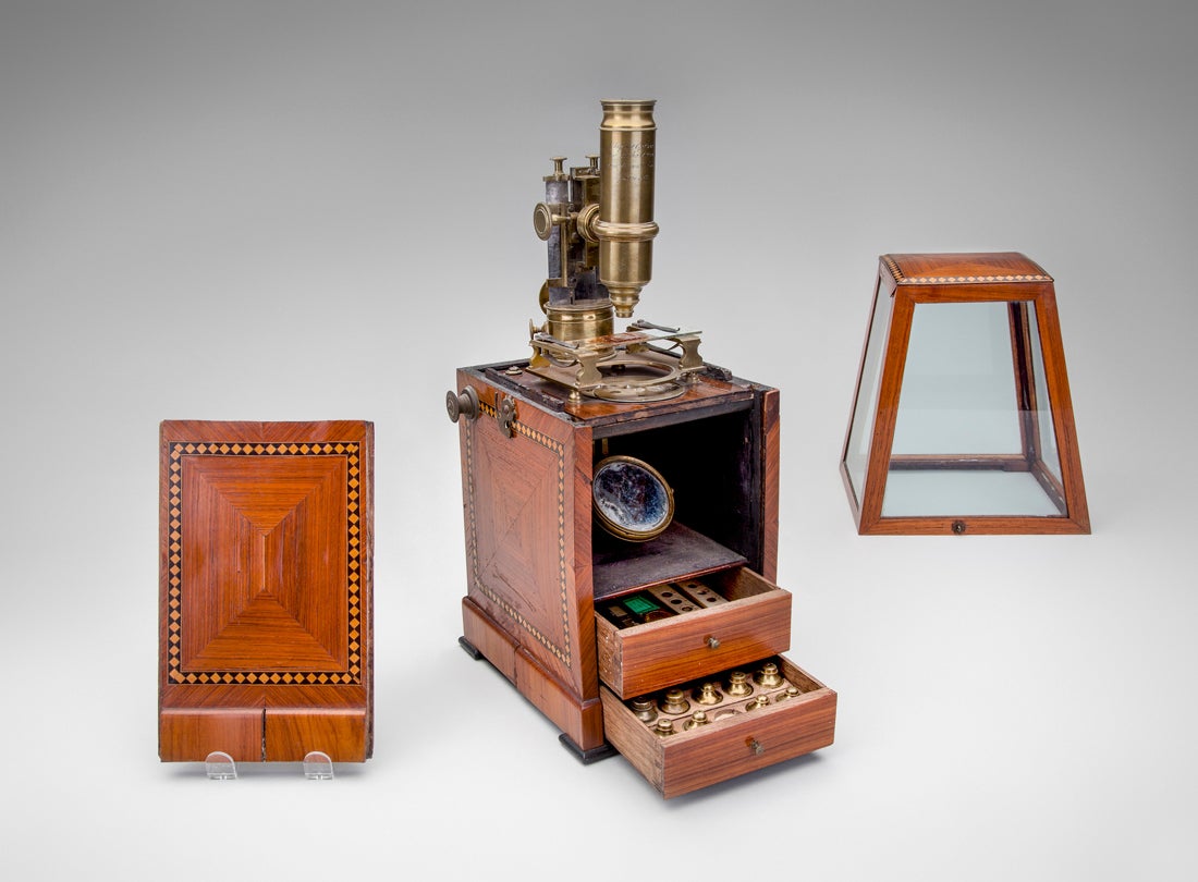 Chiquet box microscope  1788