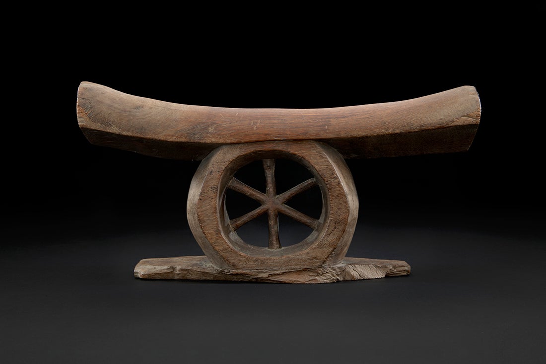 Headrest (kali)   n. d.