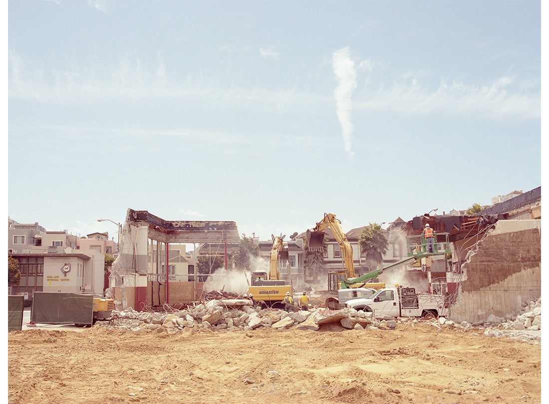 5050 Mission Street at Seneca Avenue  2016