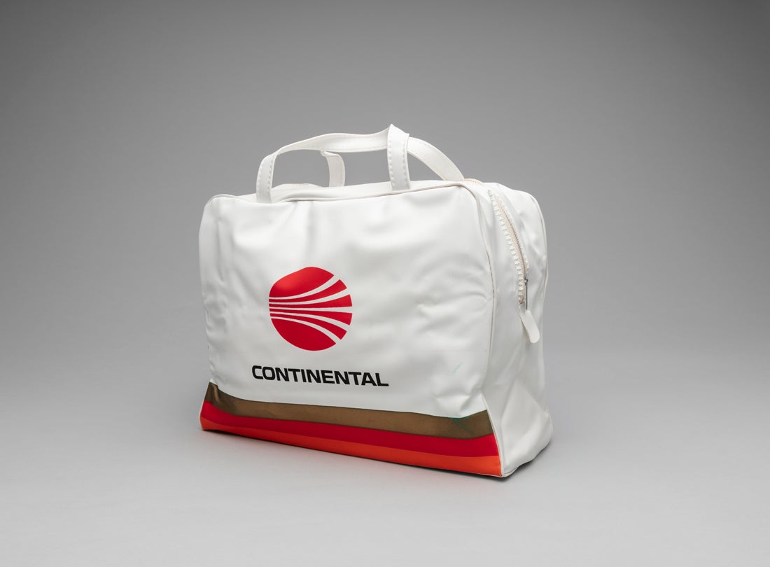 Continental Airlines Hawaii flight bag  1970s