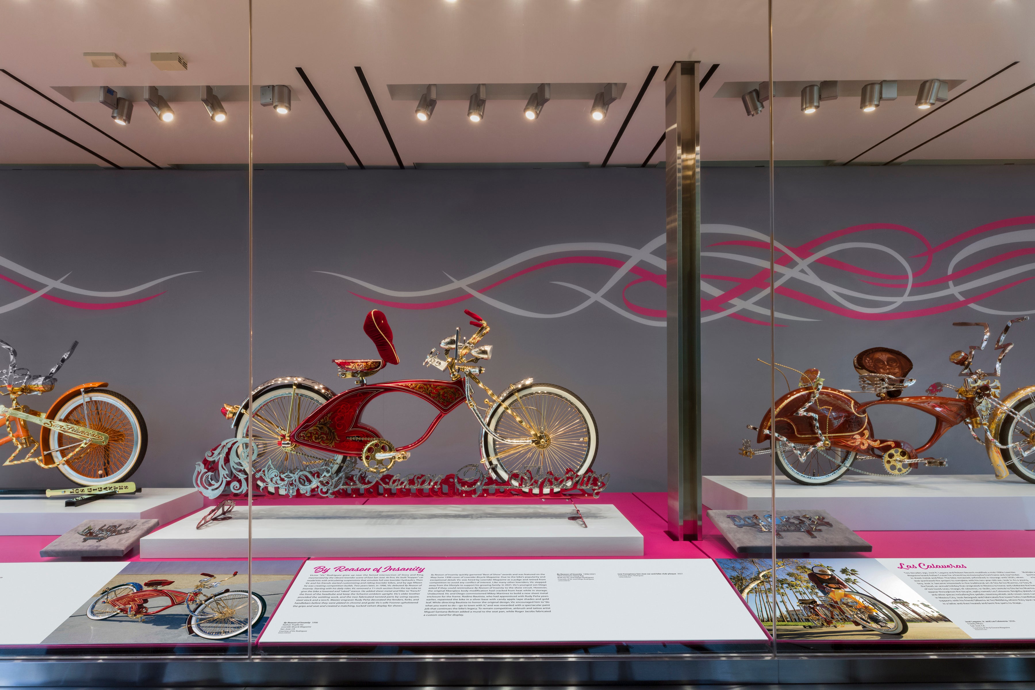  SFO Museum Gallery Photo Lowrider Bikes: Familia y Cultura
