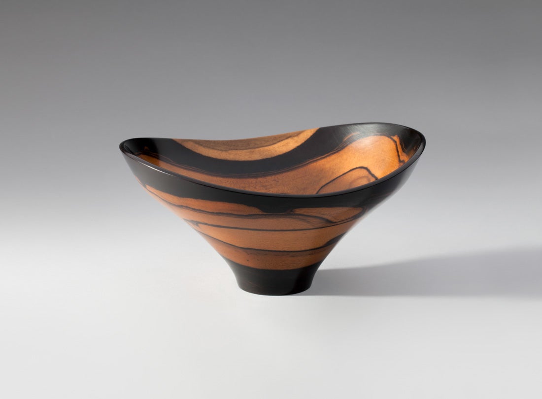 Bowl with natural edge  1983 Bob Stocksdale (1913–2003) mesquite (Texas) L2013.2601.075