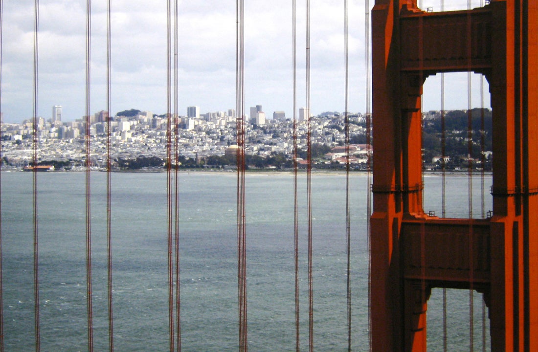 Concrete, Glass, Metal, Sky: Images of San Francisco Architecture