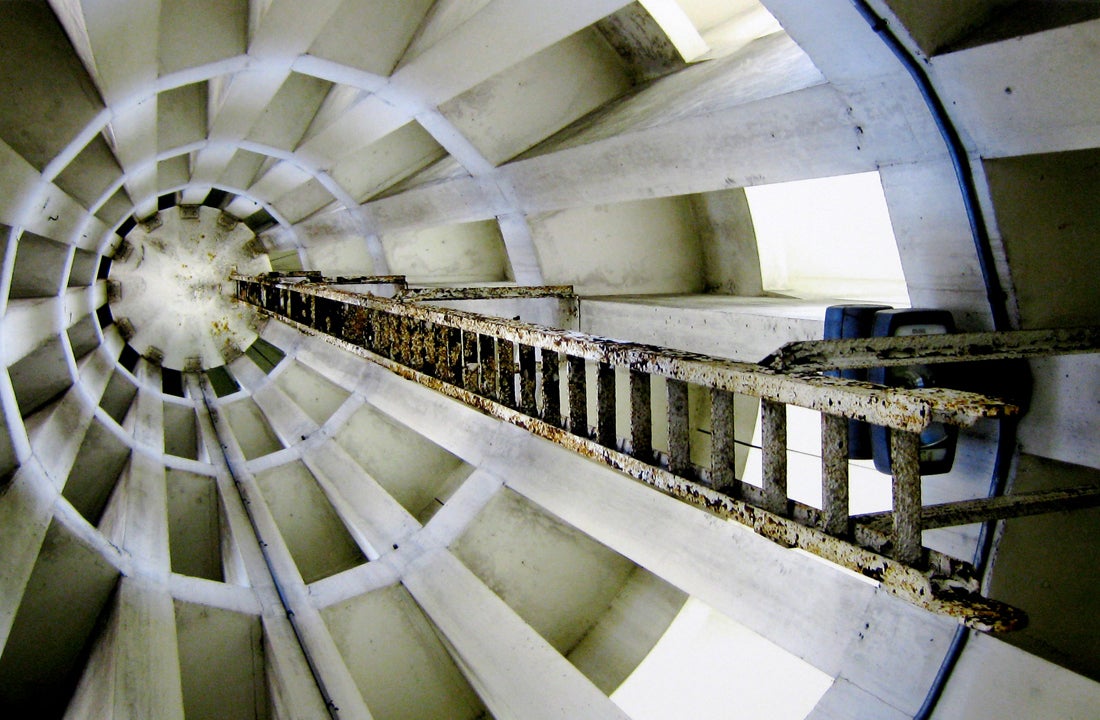 Concrete, Glass, Metal, Sky: Images of San Francisco Architecture