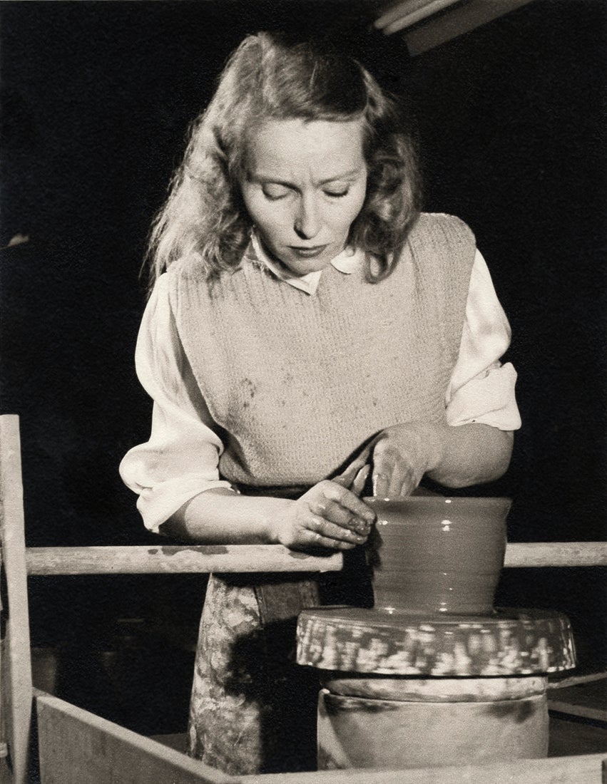 Edith Heath at a potter’s wheel  c. late-1940s–50s Courtesy of Archives of American Art, Smithsonian Institution R2022.0605.002