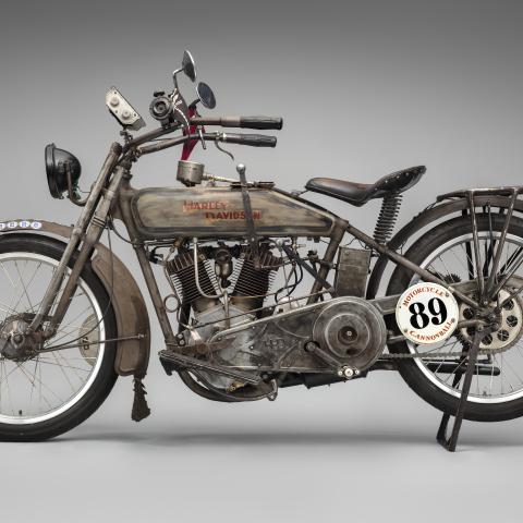 Harley-Davidson Model 11-F, “Effie”  1915