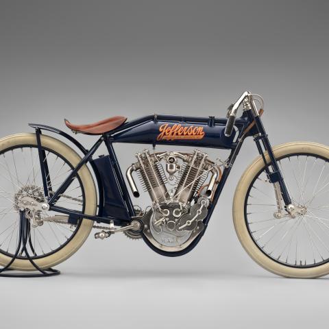 Jefferson twin-cylinder racer  1914