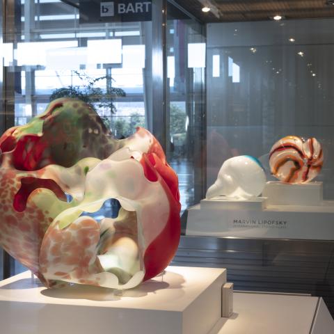 SFO Museum Gallery | Marvin Lipofsky: International Studio Glass