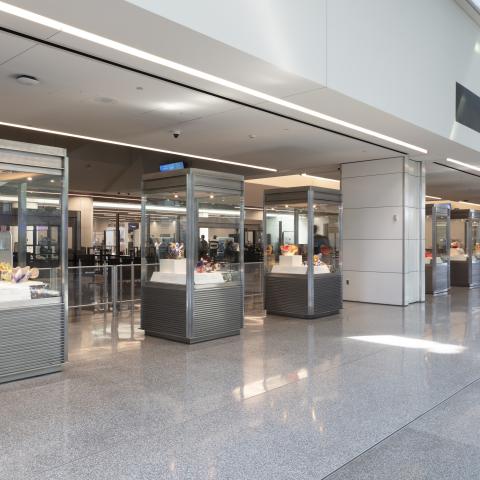 SFO Museum Gallery | Marvin Lipofsky: International Studio Glass