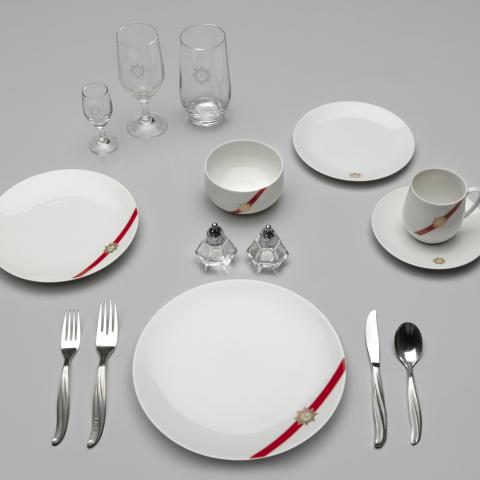 TWA (Trans World Airlines) Royal Ambassador first-class meal service set 1960s–mid-1970s