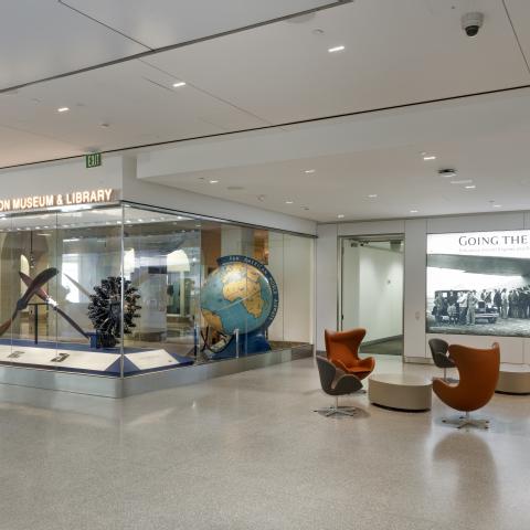 SFO Museum Gallery | Going the Distance:  Endurance Aircraft Engines and Propellers of the 1910s and 20s 