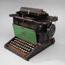 The Typewriter: An Innovation in Writing | SFO Museum