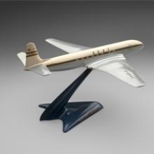 BOAC (British Overseas Airways Corporation) de Havilland DH-106 Comet 1 model aircraft  early 1950s