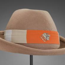 Aeroméxico flight attendant hat and badge  1980s