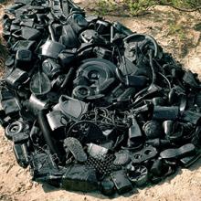 Gota (Drop)  2011  by Alejandro Durán (b. 1974)