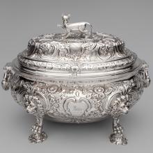Soup tureen with cat handle on lid  c. 1747