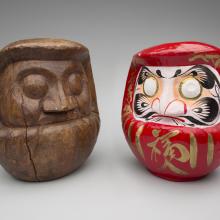 Daruma mold and Daruma figure  