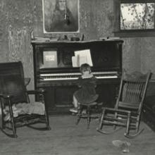 Russell Lee: The Honest Camera