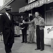 Foot-Long-Hot-Dogs  1950