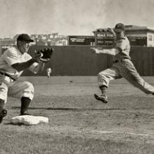 Seals and New York Giants in exhibition game at Seals Stadium 