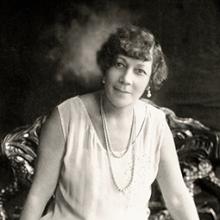 Madam C. J. Walker employee Alice Burnett | ​​​​​​​Marjorie S. Joyner, national supervisor for Madam C. J. Walker beauty schools, with Walker representatives