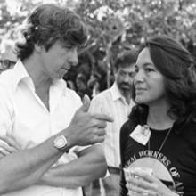 Dolores Huerta talks with activist Tom Hayden at a ‘Yes on 14’ rally