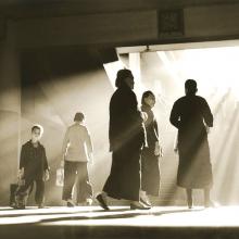 Afternoon Chat  1959 Fan Ho (b. 1937) black-and-white photograph Courtesy of Modernbook Gallery, San Francisco L2014.1710.003