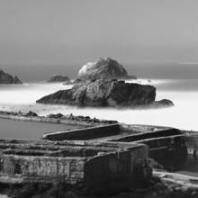 Sutro View #15  2010 Kenneth Leaf archival pigment print Courtesy of the artist L2013.3201.012